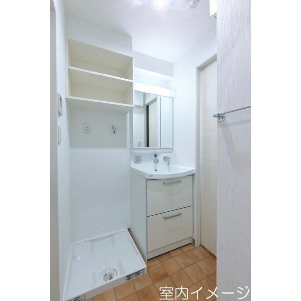 RIVO浅間町 601 洗面所