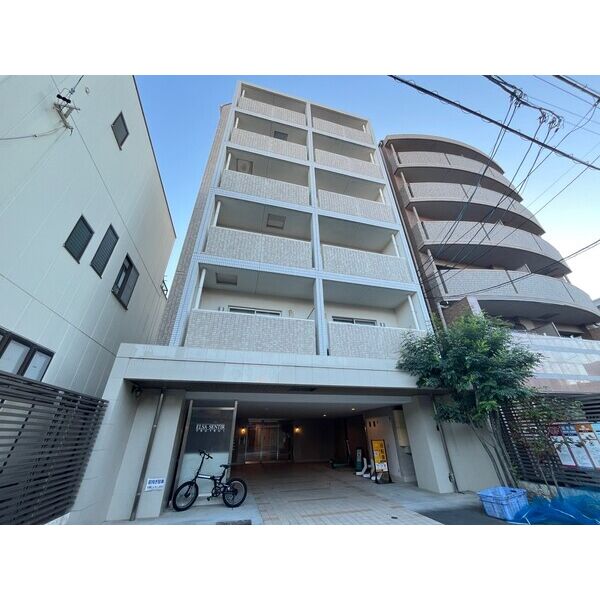 エルザセンティア筒井の外観