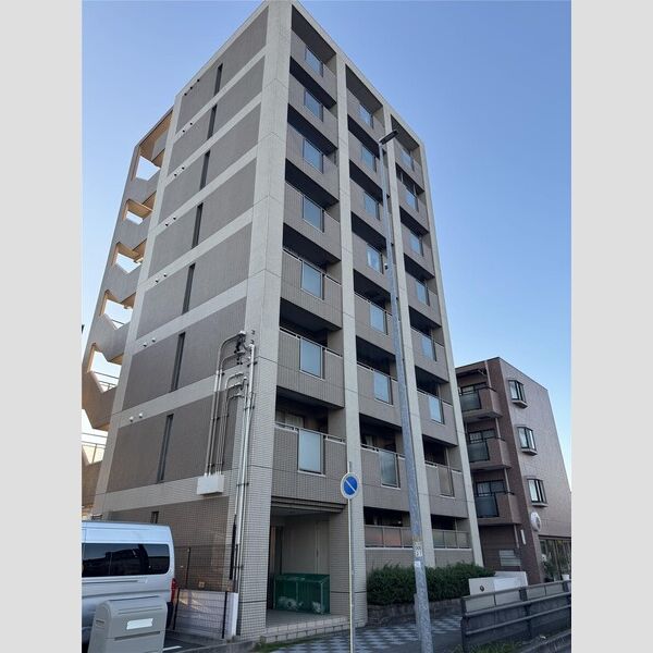 エタージュ 701 建物外観