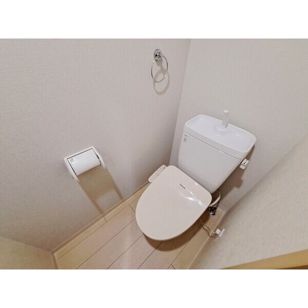 エルザセンティア筒井 202 退去前の為、別部屋写真になります。