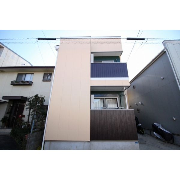 クレフラスト喜多山駅前B棟 103 建物外観