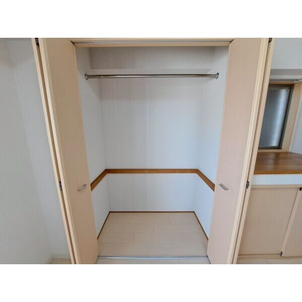 エルザセンティア筒井 202 退去前の為、別部屋写真になります。